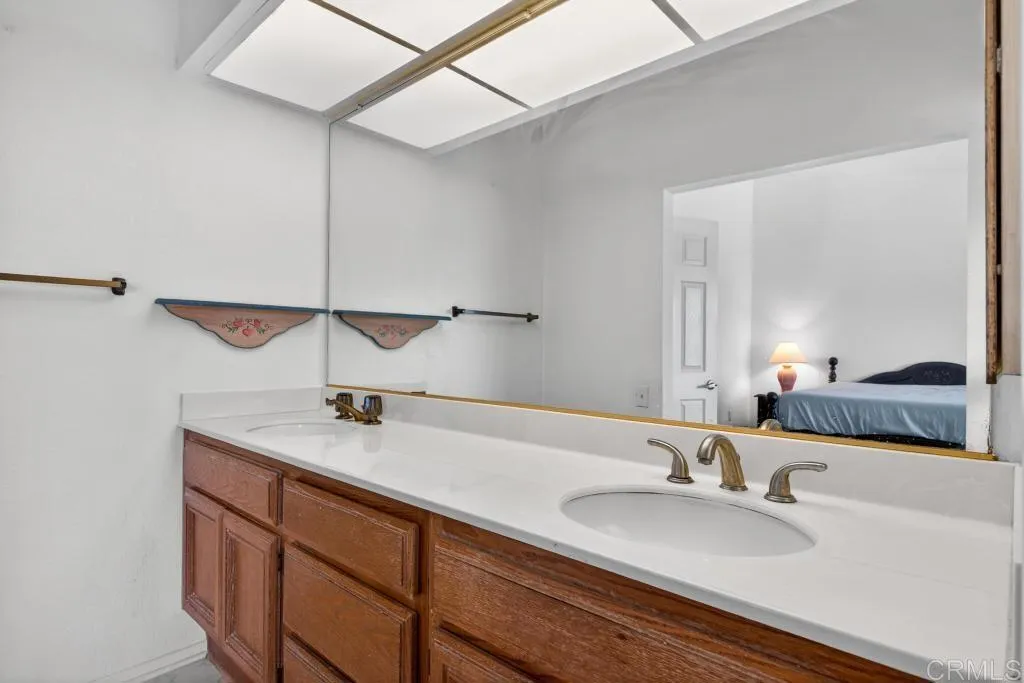 https://cdn.realtyfeed.com/cdn/127/306745698/5774eb4599c4930b8bdd7cc310ced54a.webp