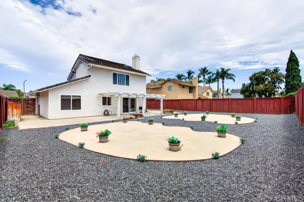 https://cdn.realtyfeed.com/cdn/127/306745698/763c7a372d5b524f7e230c80292a3922.webp