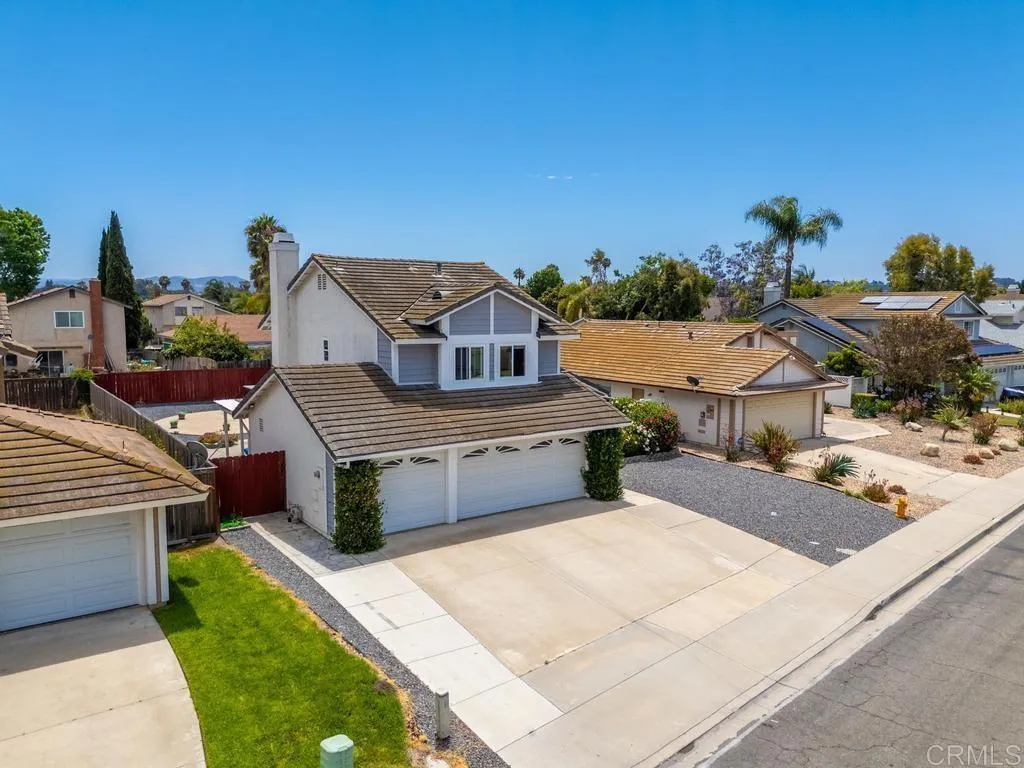 https://cdn.realtyfeed.com/cdn/127/306745698/84da53bf50e5272168135ea657804d33.webp