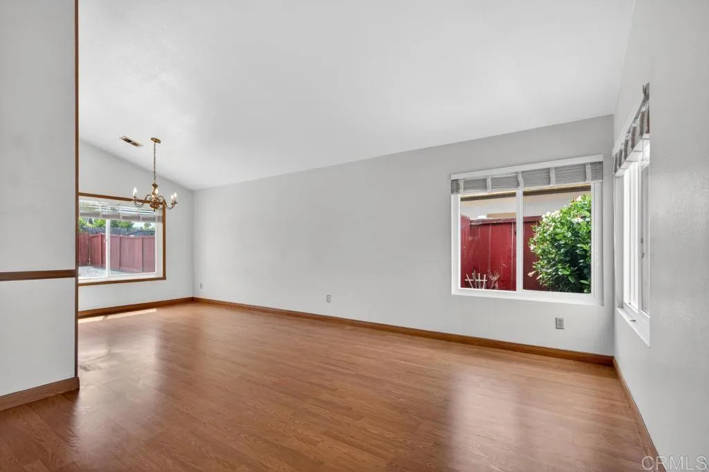 https://cdn.realtyfeed.com/cdn/127/306745698/d7c0005bac063383ae7ef2671557a883.webp