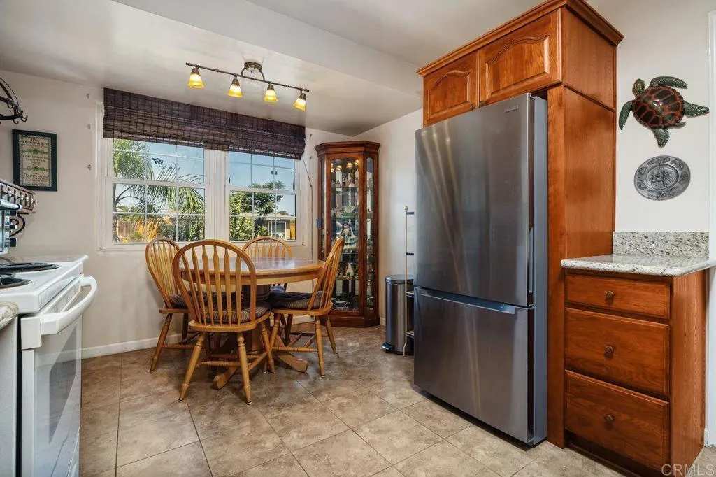 https://cdn.realtyfeed.com/cdn/127/306745742/dcd780126fcb2c96afc643e81d460002.webp