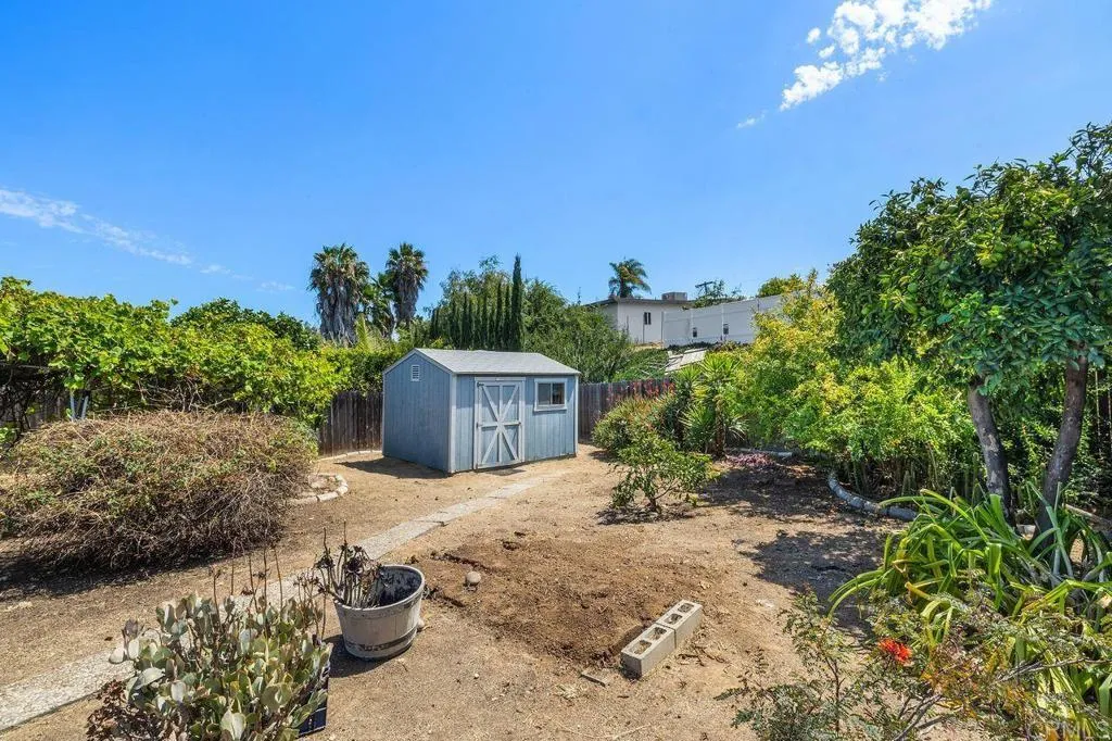 https://cdn.realtyfeed.com/cdn/127/306745742/e28ceed2e146b85033042d3e6ea28720.webp