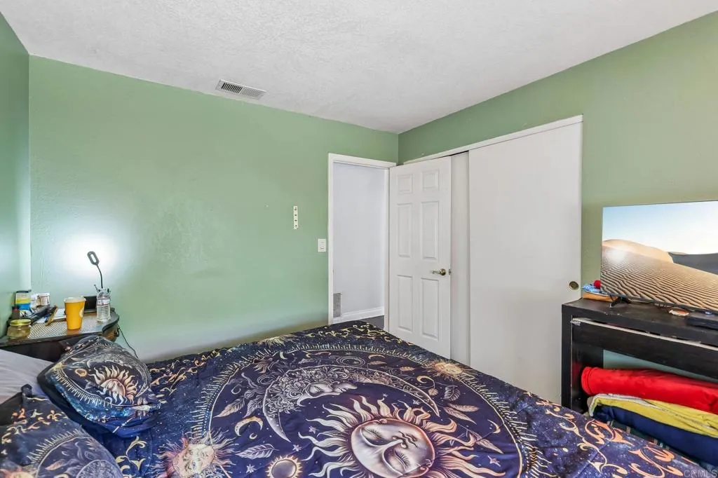 https://cdn.realtyfeed.com/cdn/127/306745745/94c531be2e1d7cee1ef5c77d9b71fd6f.webp