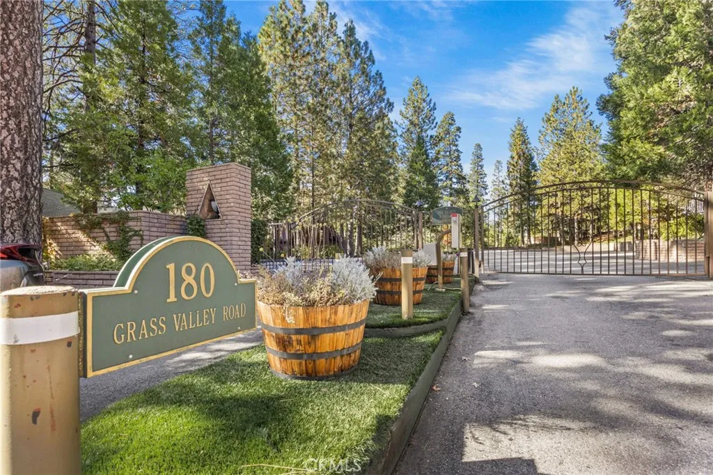 Lake Arrowhead, CA 92352