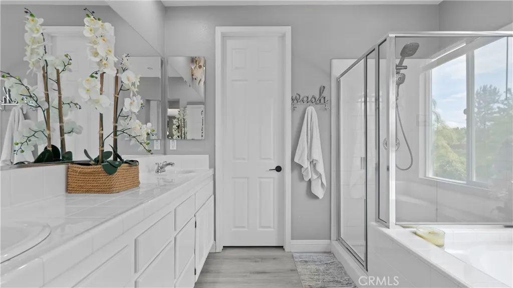 https://cdn.realtyfeed.com/cdn/127/306745929/0084886e18e56ed4096138aaa79de30f.webp