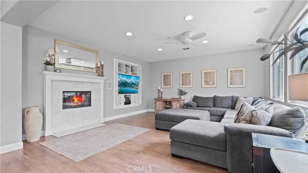 https://cdn.realtyfeed.com/cdn/127/306745929/cf5aa4a0a634861605ef101e9732861d.webp
