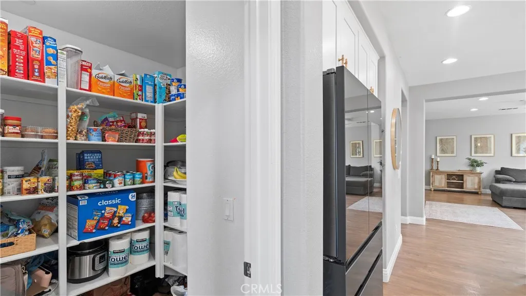 https://cdn.realtyfeed.com/cdn/127/306745929/d2d63c1f2fb71942f009d3a589b40568.webp