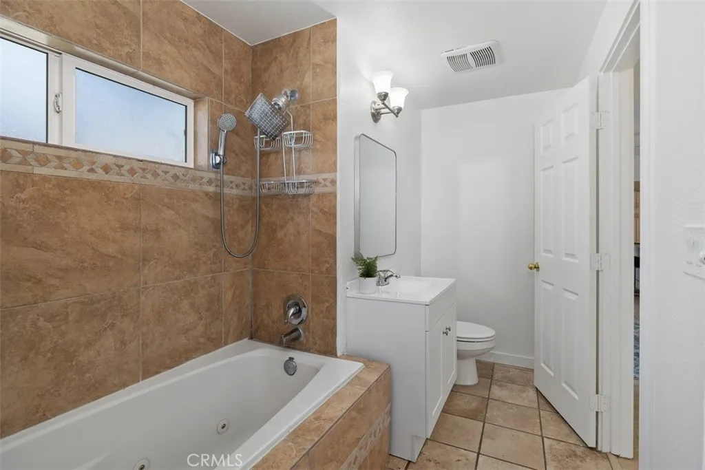 https://cdn.realtyfeed.com/cdn/127/306745941/107df377e65c2716735b8680cfae588f.webp