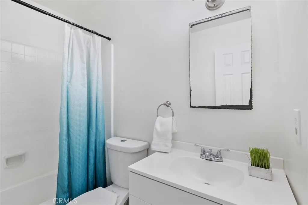 https://cdn.realtyfeed.com/cdn/127/306745941/3254b5dba388aada44370c9f50086feb.webp
