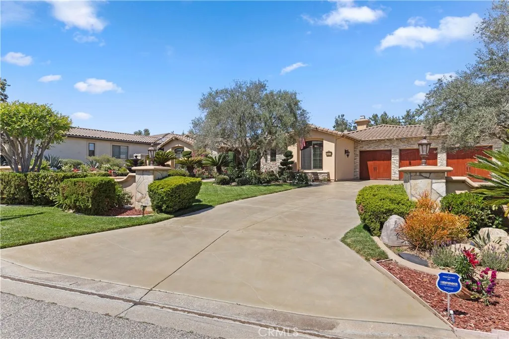 https://cdn.realtyfeed.com/cdn/127/306745987/cfb2b3b4568e8da6304d47211f67e680.webp