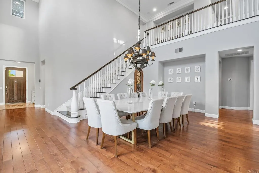 https://cdn.realtyfeed.com/cdn/127/306745988/771f076d47f5f482548f14af47a42c1c.webp