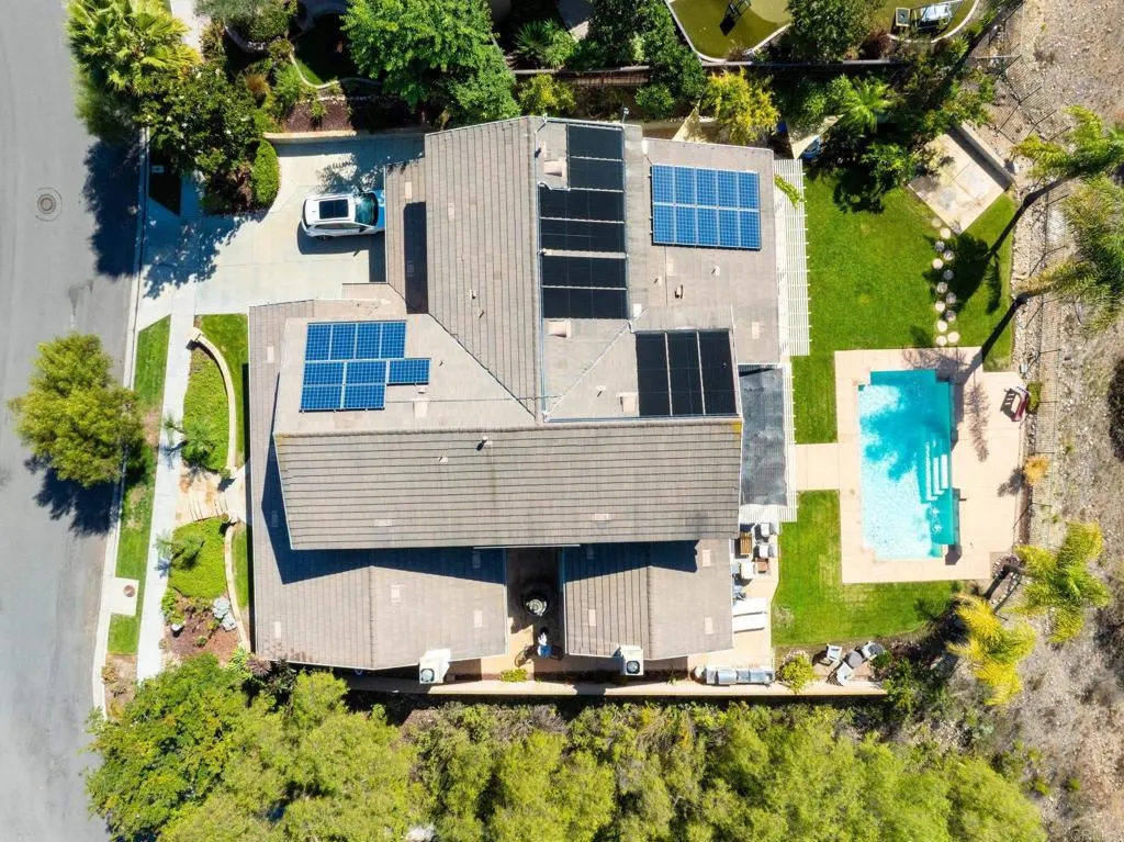 https://cdn.realtyfeed.com/cdn/127/306745988/a38408e162f7a8f2f9e8f114373bd56a.webp