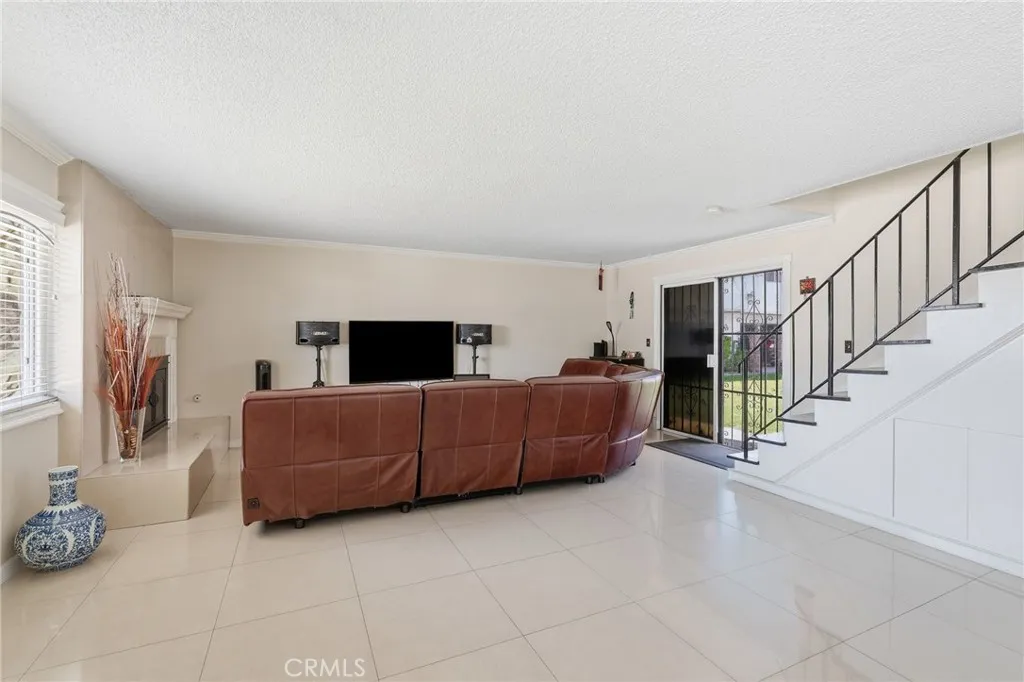 6021 Gage Avenue Unit 1, Bell Gardens, CA 90201 - Photo 5 of 34, Bell Gardens, CA