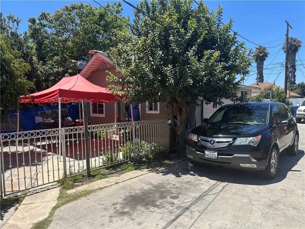 927 W 48th Street, Los Angeles, CA 90037 - Photo 5 of 5, Los Angeles, CA