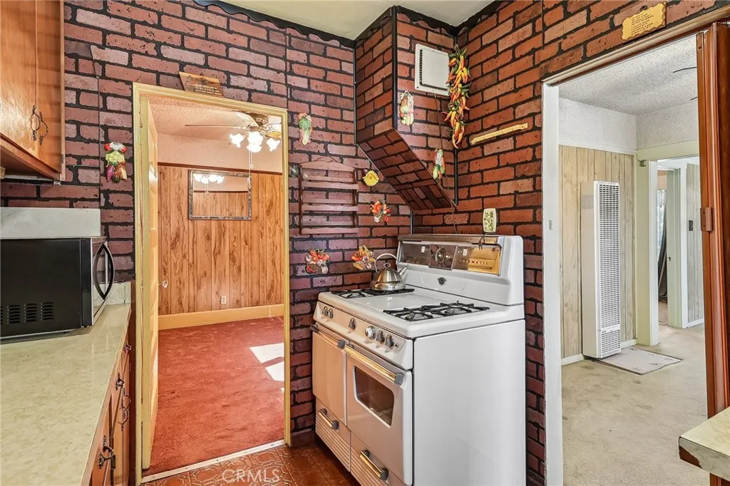 https://cdn.realtyfeed.com/cdn/127/306746241/26e26288daf52f7f38bccfceb9615419.webp