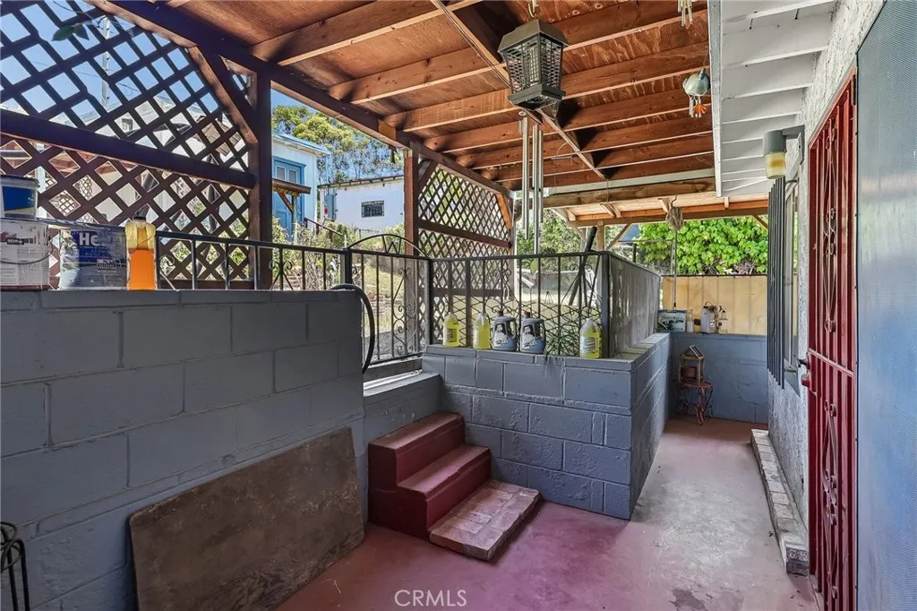 https://cdn.realtyfeed.com/cdn/127/306746241/3e96762487613c6b0887d4f2dbac1cdc.webp