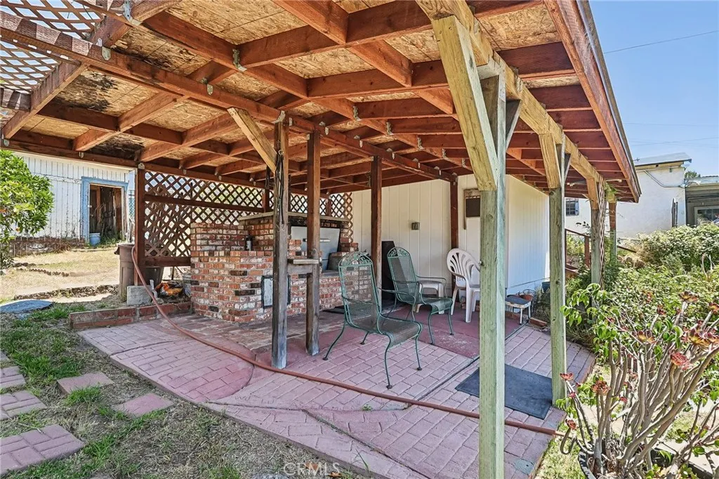 https://cdn.realtyfeed.com/cdn/127/306746241/8c15d9f2f91bcd7506fc3546a1017bf2.webp