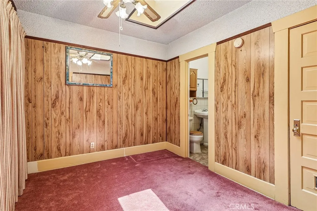 https://cdn.realtyfeed.com/cdn/127/306746241/ac98bafcfffaf378136f13dadbeeaae0.webp