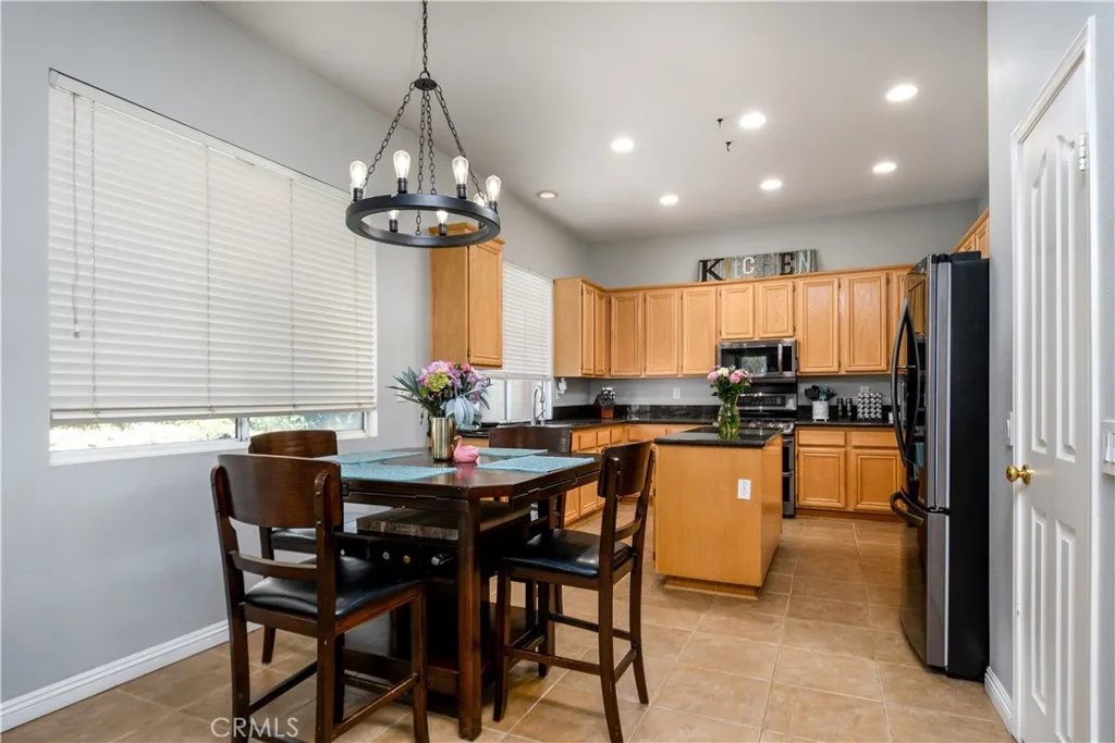 2587 Macbeth Avenue, Corona, CA 92882 - Photo 4 of 21, Corona, CA
