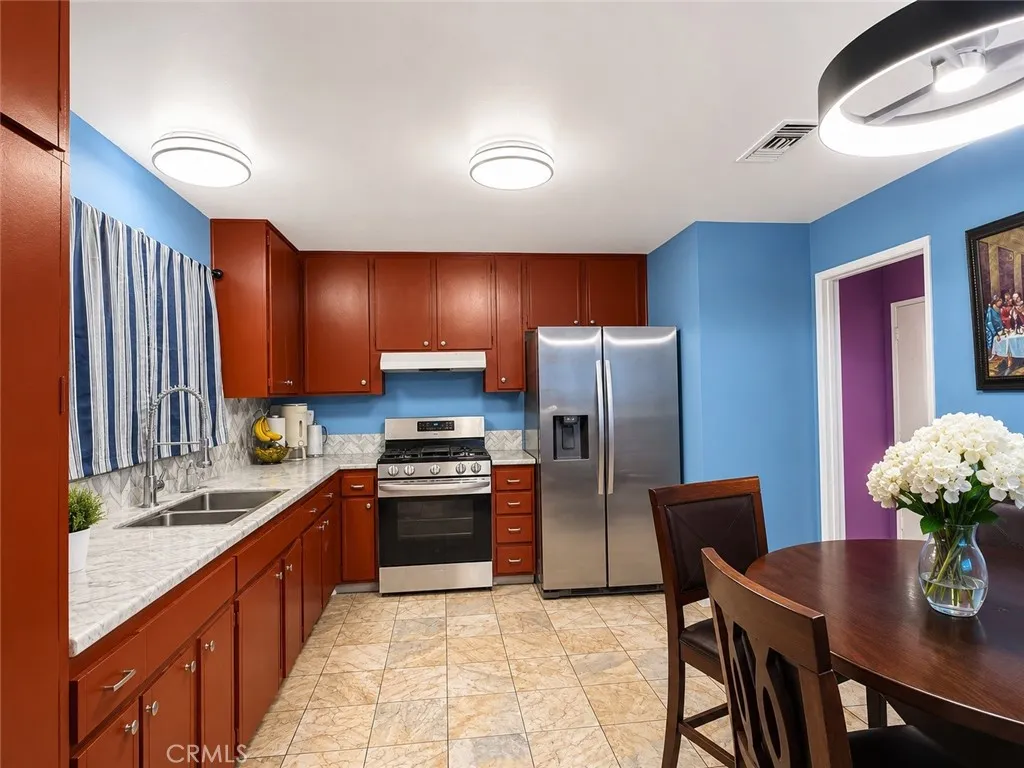 192 E Bowen Road, Perris, CA 92571 - Photo 5 of 15, Perris, CA