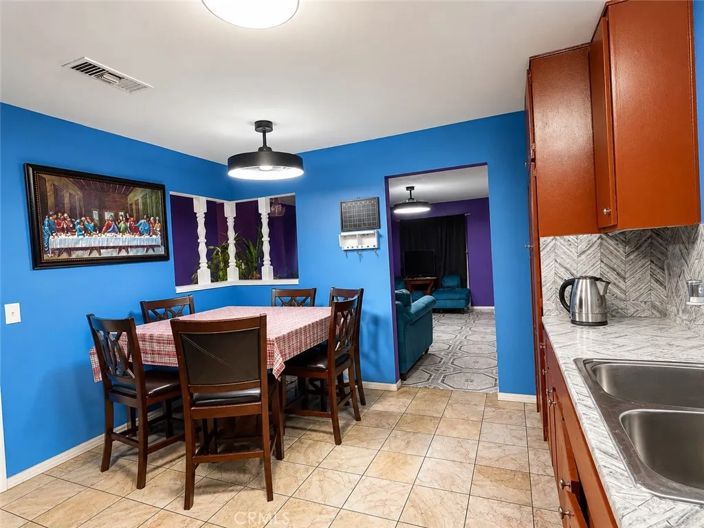 192 E Bowen Road, Perris, CA 92571 - Photo 4 of 15, Perris, CA