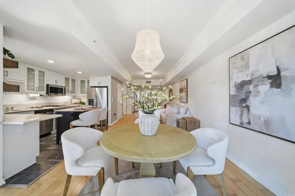 Photo #8: PTP2604636 Listing: Photo #8