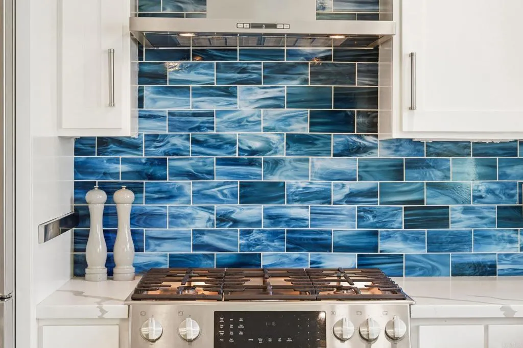 https://cdn.realtyfeed.com/cdn/127/306746349/07e9da514436ca74ad9f5bdeae077f3d.webp