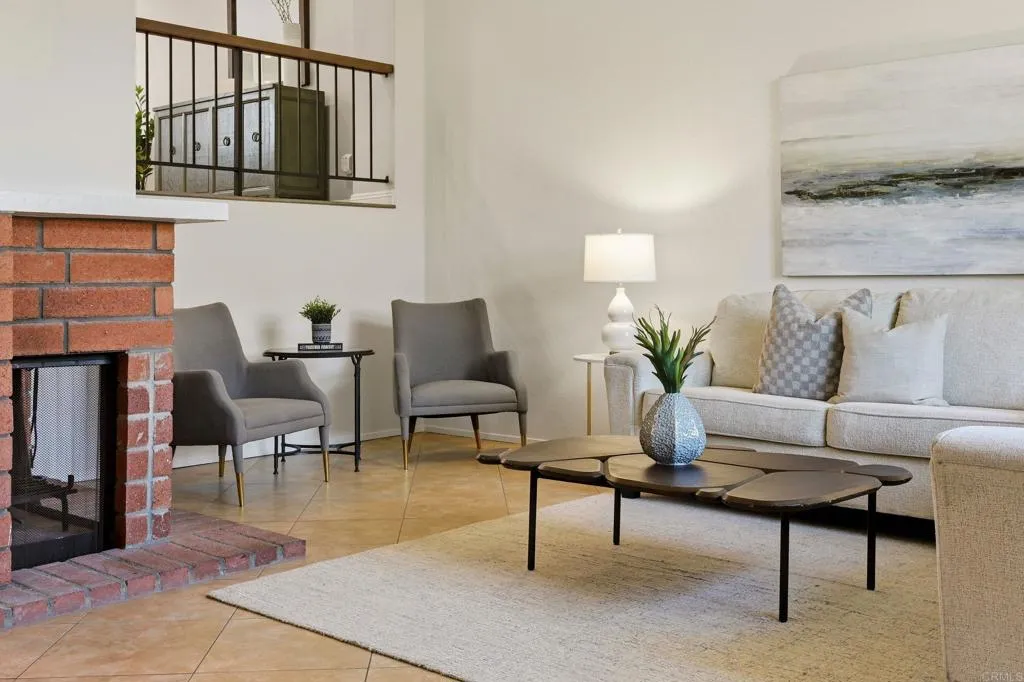 https://cdn.realtyfeed.com/cdn/127/306746349/79f68794961022b978d5d98c2d79cc8b.webp
