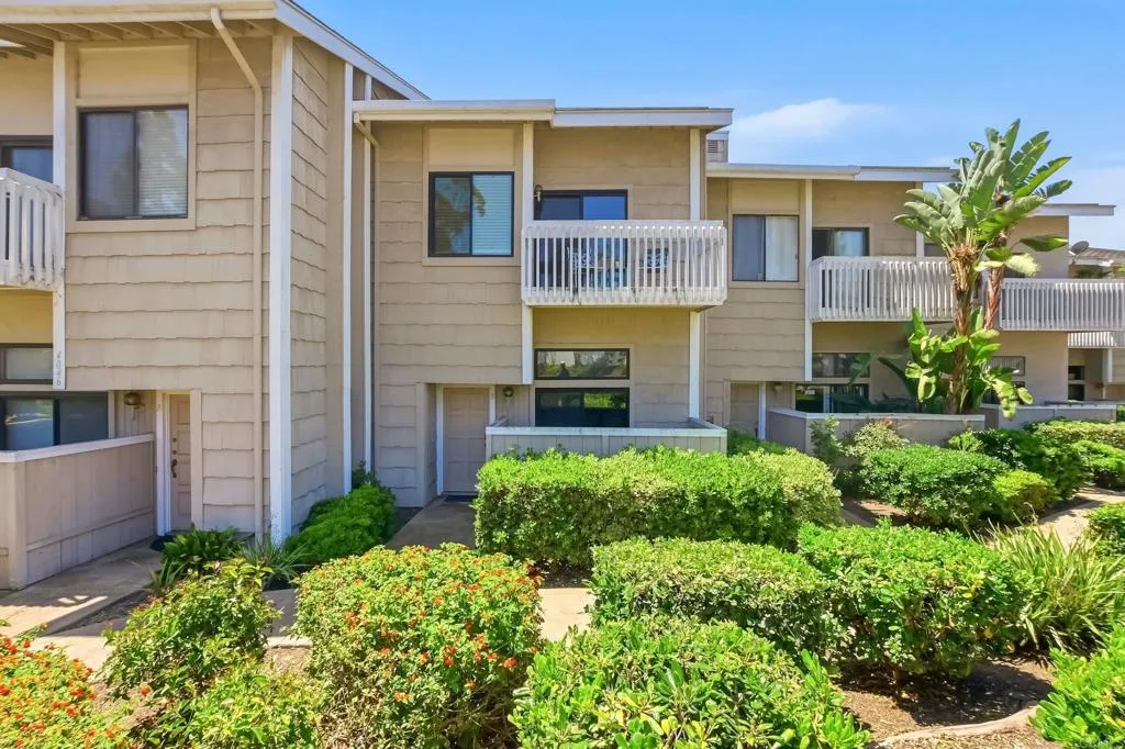 https://cdn.realtyfeed.com/cdn/127/306746349/c3fd1ac6d98f7b3e702feacfc5e1ed5a.webp