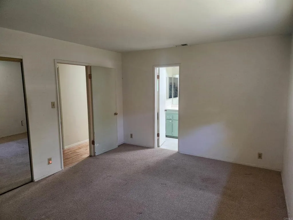 https://cdn.realtyfeed.com/cdn/127/306746350/08dc2ed86acef433f2fb3b9de779e666.webp
