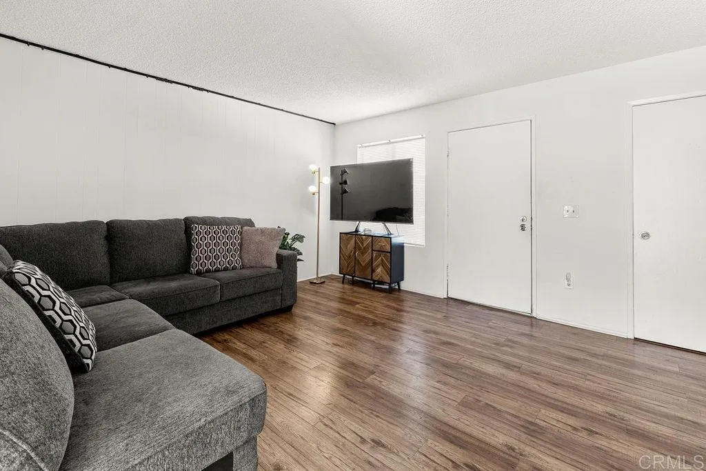 Photo #4: PTP2604647 Listing: Photo #4