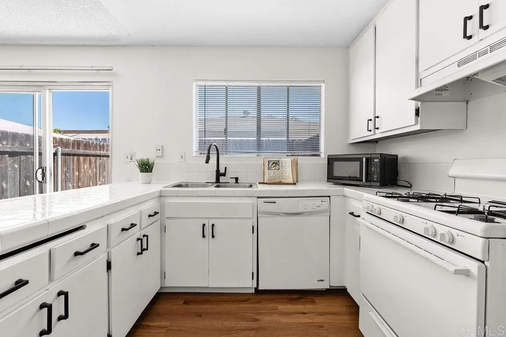 Photo #5: PTP2604647 Listing: Photo #5