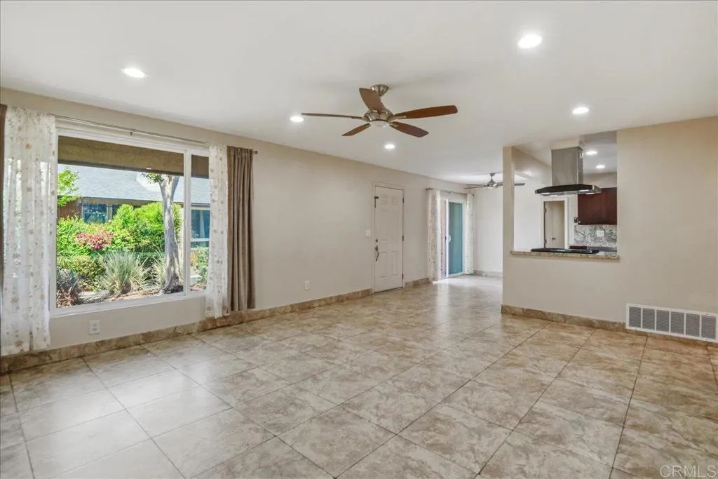 Photo #12: PTP2604644 Listing: Photo #12