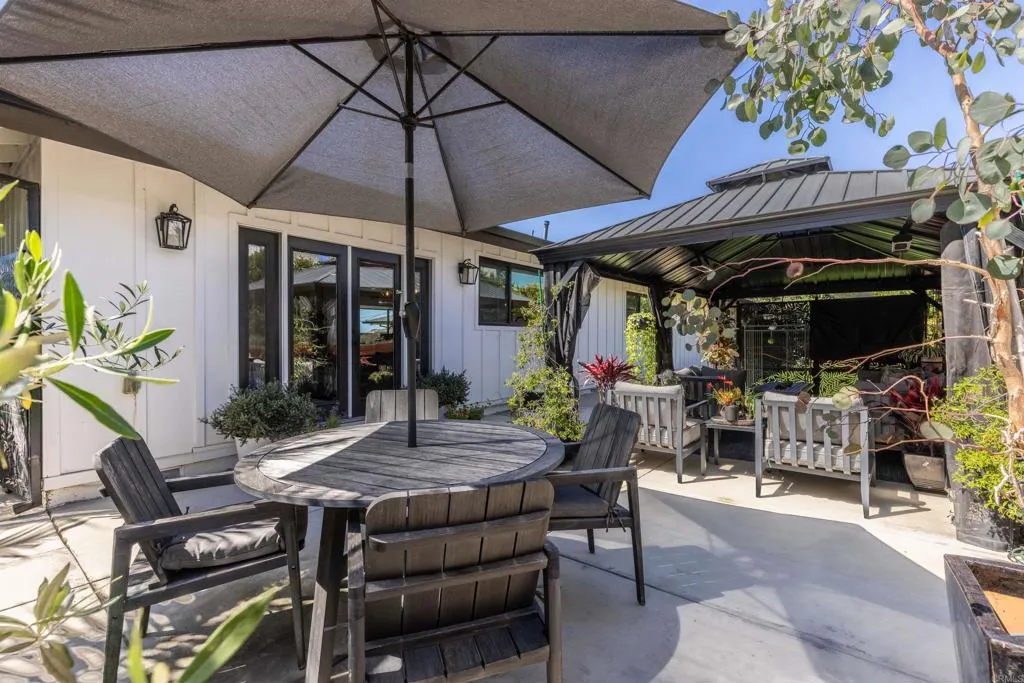 https://cdn.realtyfeed.com/cdn/127/306746418/9dd9c3c8bda49665ee9f91a754e105dc.webp