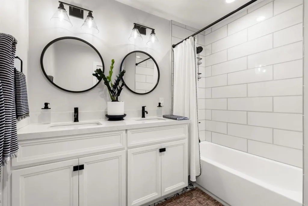 https://cdn.realtyfeed.com/cdn/127/306746418/ad73fd874d2e1f427c814a80afd941c1.webp