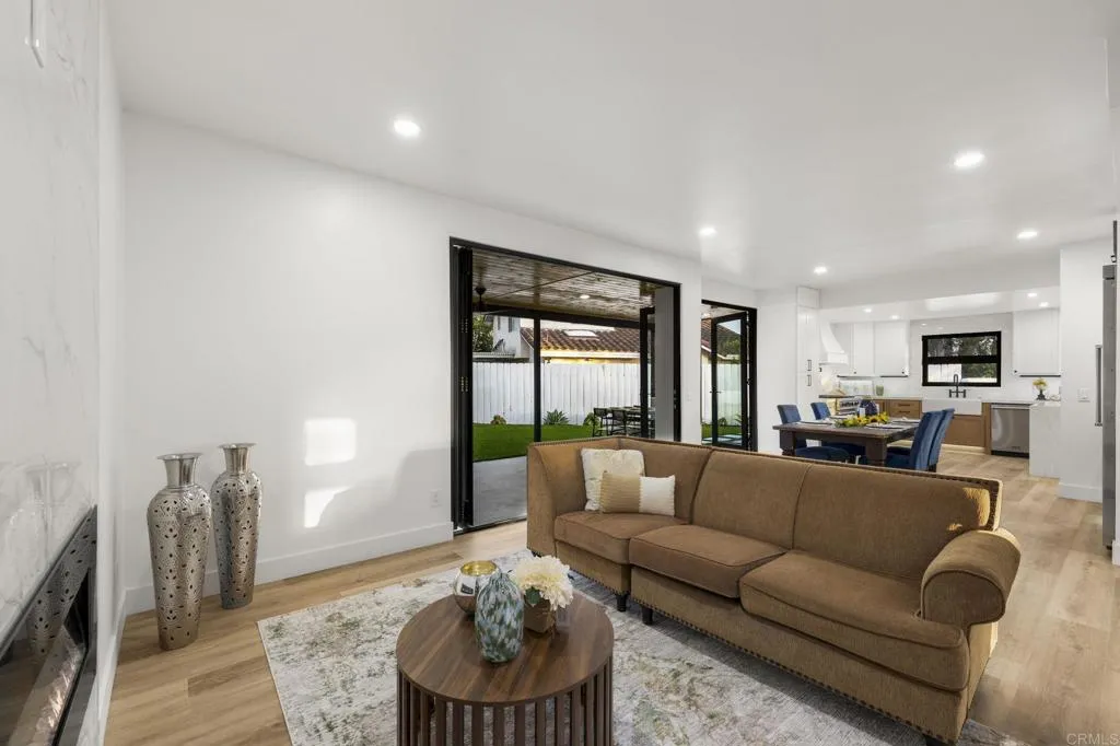 https://cdn.realtyfeed.com/cdn/127/306746424/09908d47d3d8fe1f8afed03a958b986d.webp