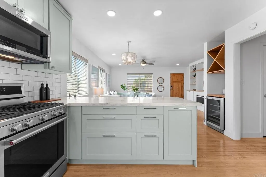 https://cdn.realtyfeed.com/cdn/127/306746430/c4a2cda52795591bda7dd41480c9a7af.webp