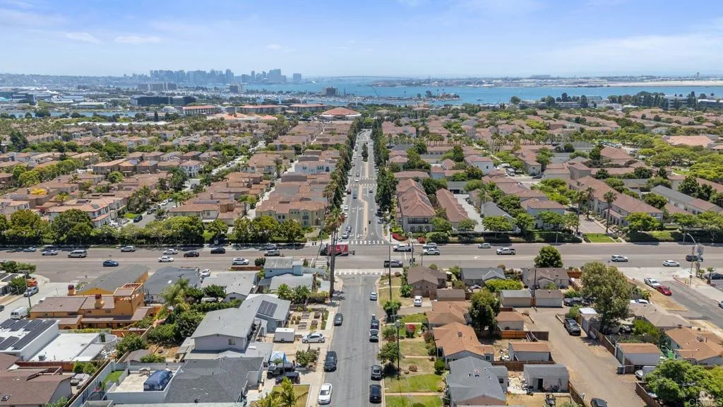 https://cdn.realtyfeed.com/cdn/127/306746430/eb8f8fd869d22b75d173122811993040.webp