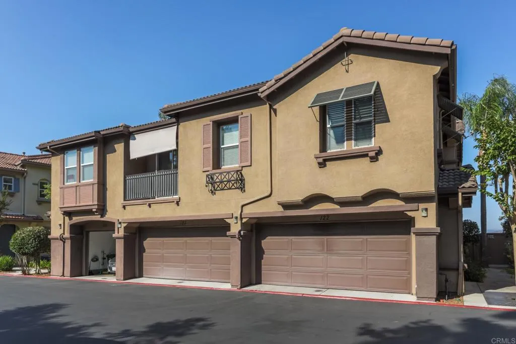 https://cdn.realtyfeed.com/cdn/127/306746431/54b8709210e0d1b17435a95012bc2297.webp