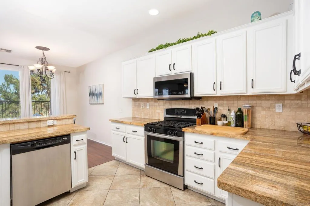 https://cdn.realtyfeed.com/cdn/127/306746431/97133d8a4f6249d9897c9c838cf93de8.webp