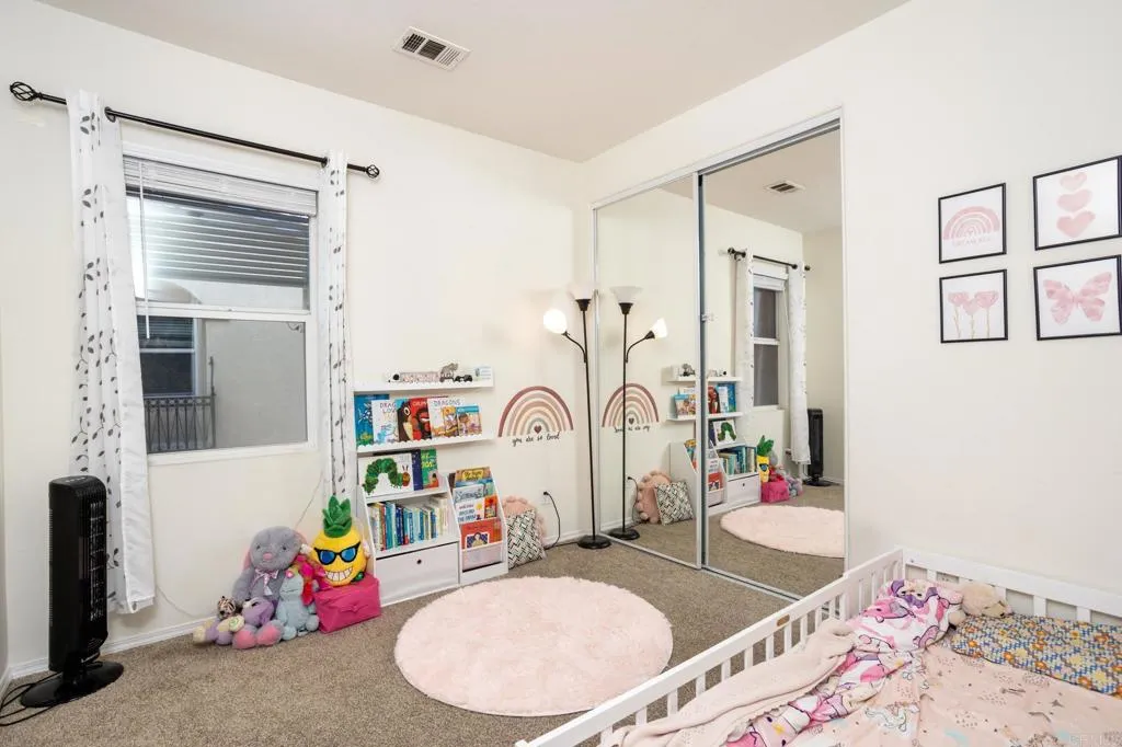 https://cdn.realtyfeed.com/cdn/127/306746431/a0ea16a0f45b88ce403f851925a019ea.webp