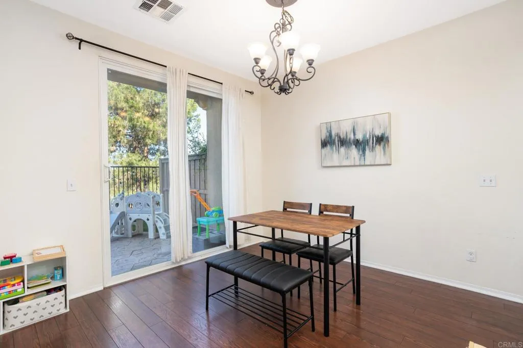 https://cdn.realtyfeed.com/cdn/127/306746431/f2d3266b7ca2dc306178005423296fd9.webp