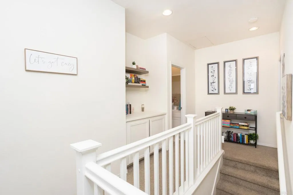 https://cdn.realtyfeed.com/cdn/127/306746431/fb7654a84aff8f1ef3401c0528220aa6.webp