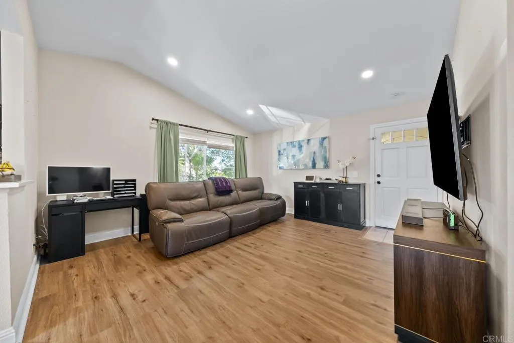 Photo #2: PTP2604649 Listing: Photo #2