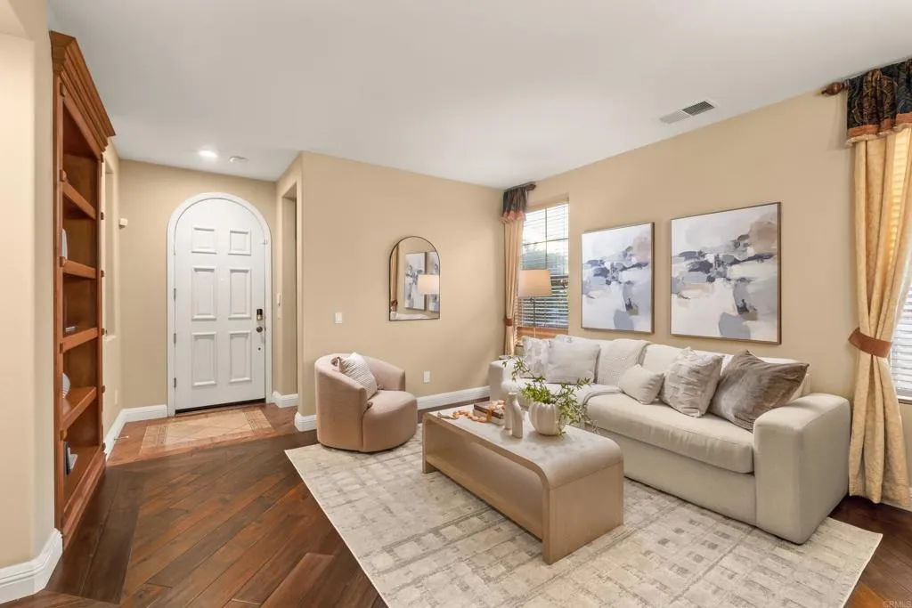 https://cdn.realtyfeed.com/cdn/127/306746437/6e0c604979674f995301b8b3e70dafc5.webp