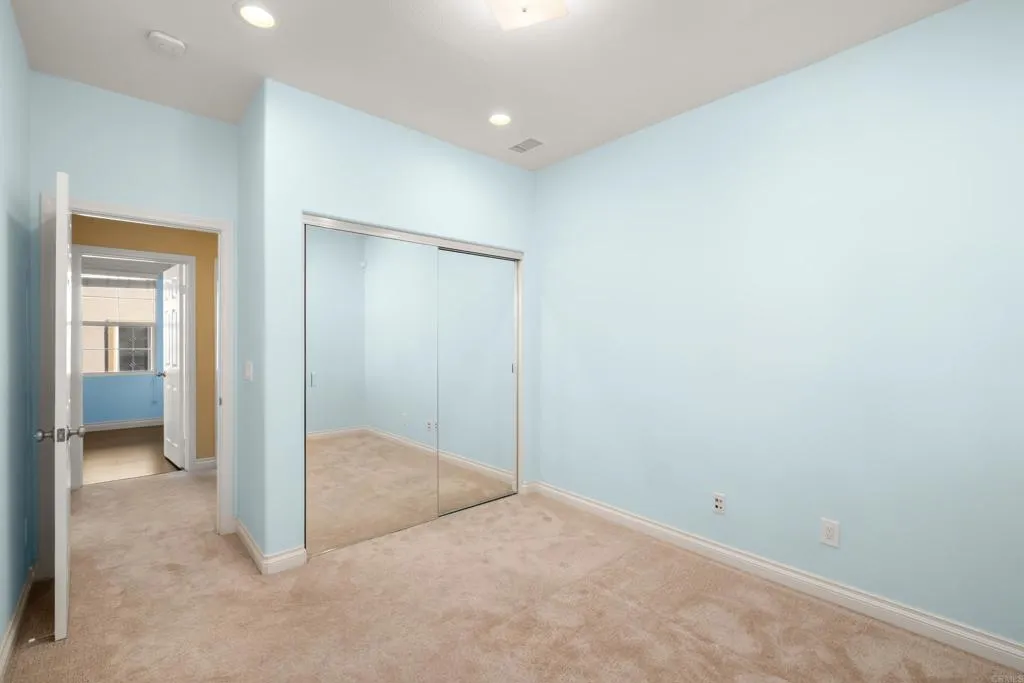 https://cdn.realtyfeed.com/cdn/127/306746437/8dfb4fc96fa221bc961b93729b5fcbf3.webp