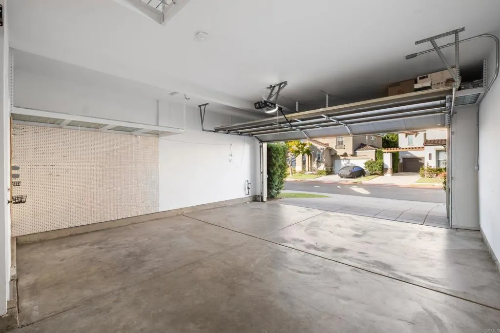 https://cdn.realtyfeed.com/cdn/127/306746437/c67aa34a25bb2ba03dbcc7638a2f5078.webp