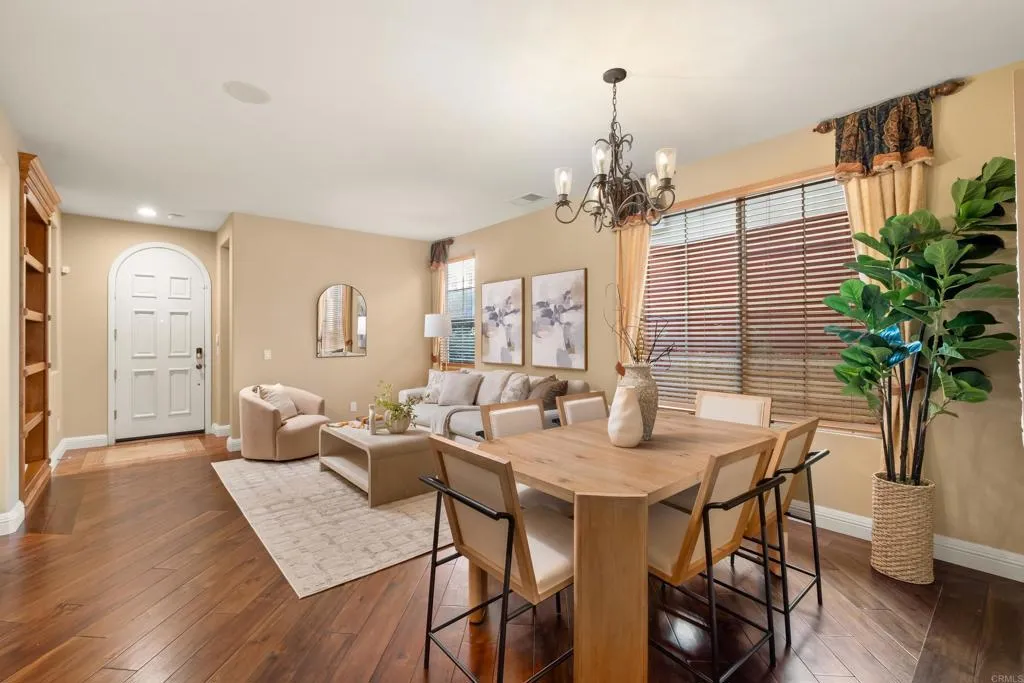 https://cdn.realtyfeed.com/cdn/127/306746437/c8cf0a36d844b4b0e064a02667859b96.webp
