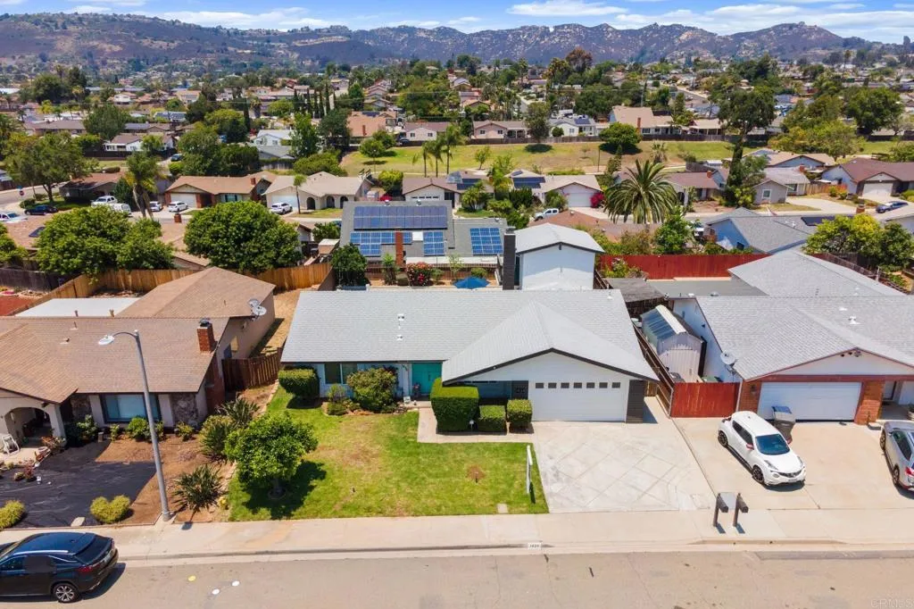 https://cdn.realtyfeed.com/cdn/127/306746442/605ff6eb433f1a348c37c11b0a11cd0f.webp