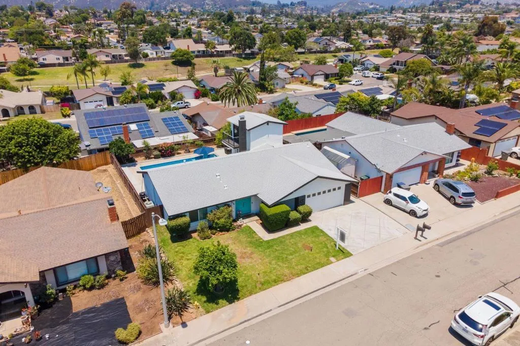 https://cdn.realtyfeed.com/cdn/127/306746442/b8c5525f6666413e3fe8b08d83e37ab2.webp